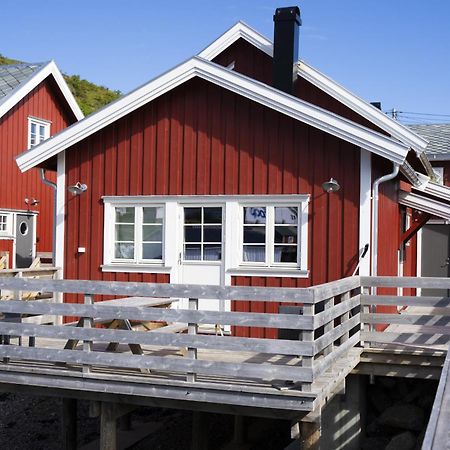 Reine Rorbu, Amaliebua Vila Exterior foto