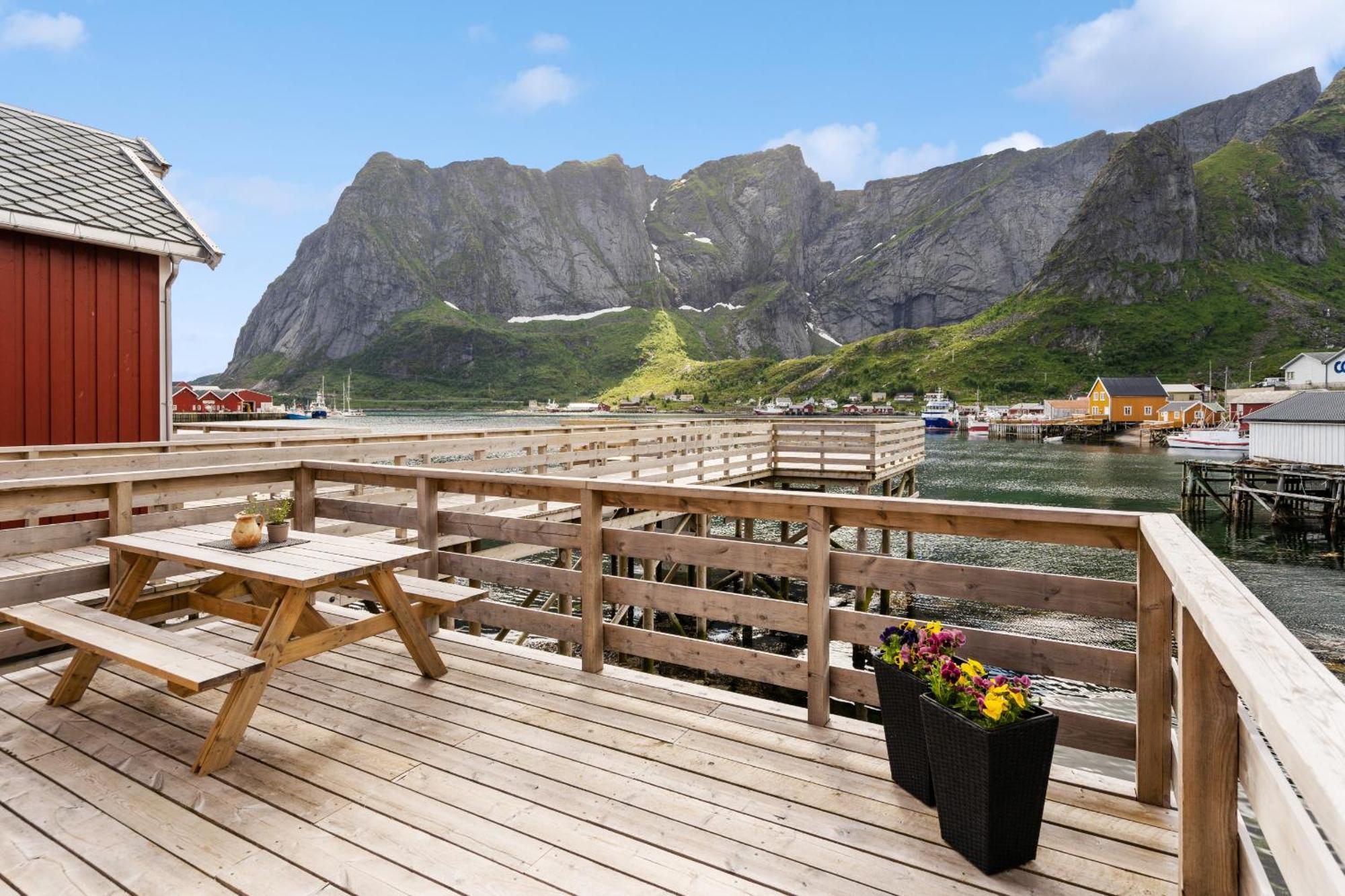 Reine Rorbu, Amaliebua Vila Exterior foto