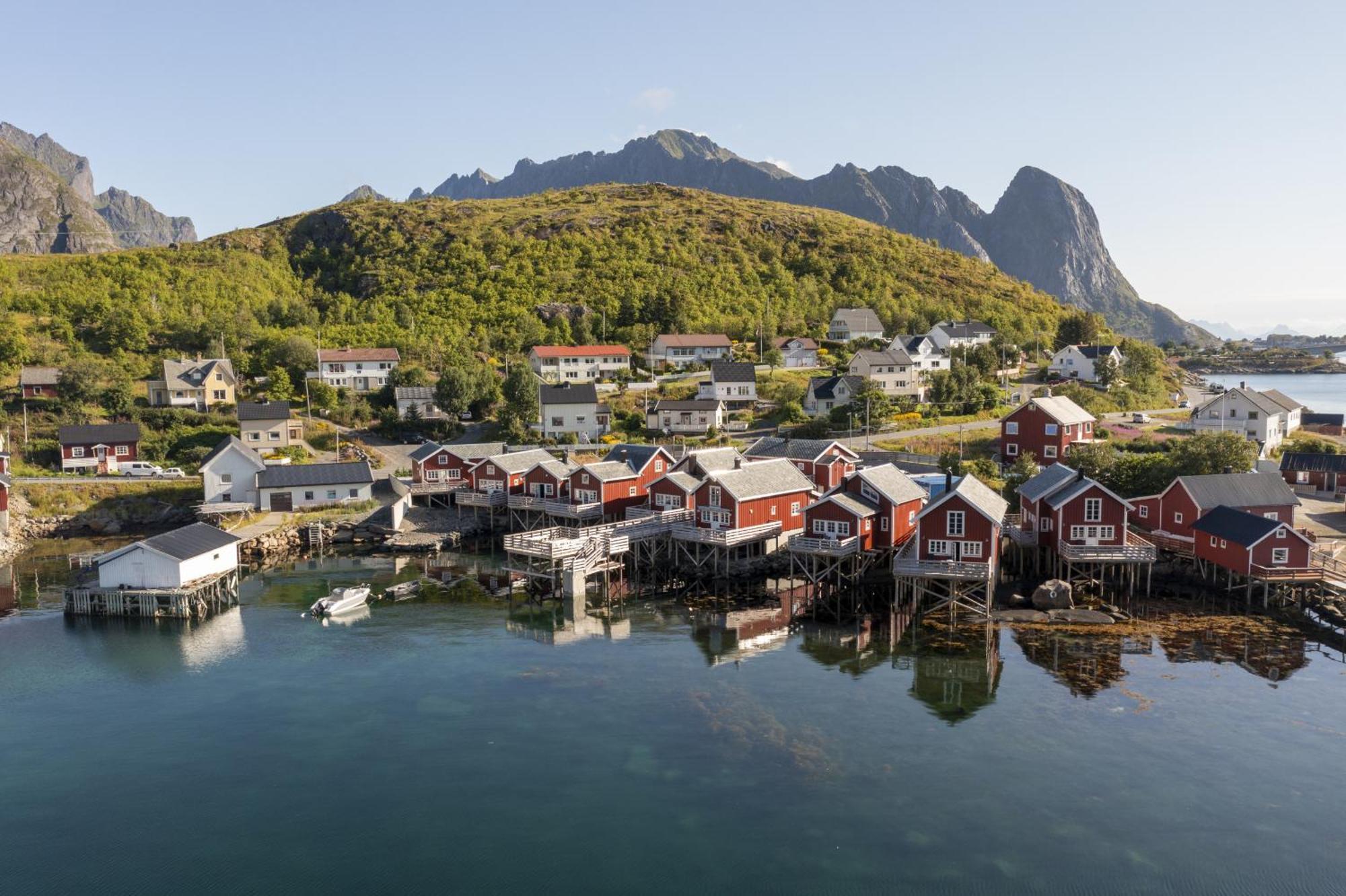 Reine Rorbu, Amaliebua Vila Exterior foto